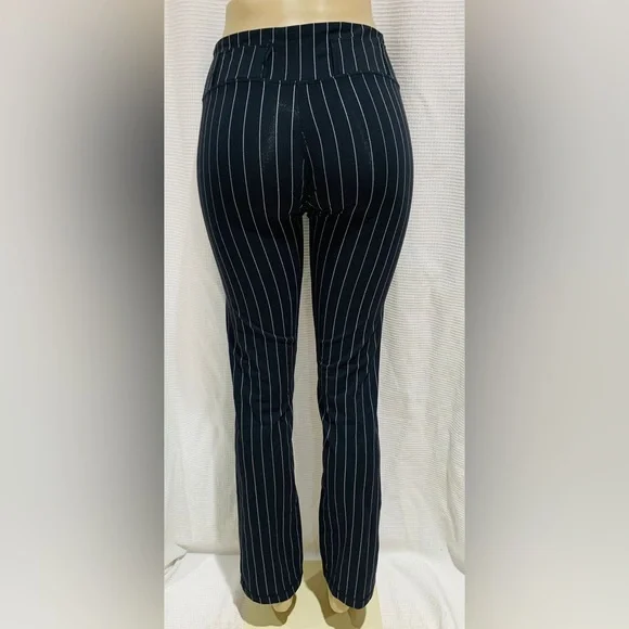 Lululemon athletic women's leggings - Picture 2 of 7